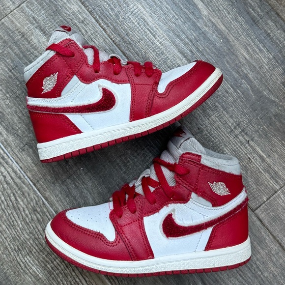 Jordan Other - Jordan 1 retro high red white 10c